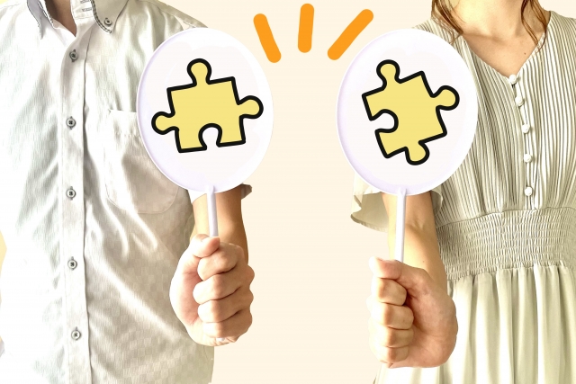 パズルのピースが合う画像